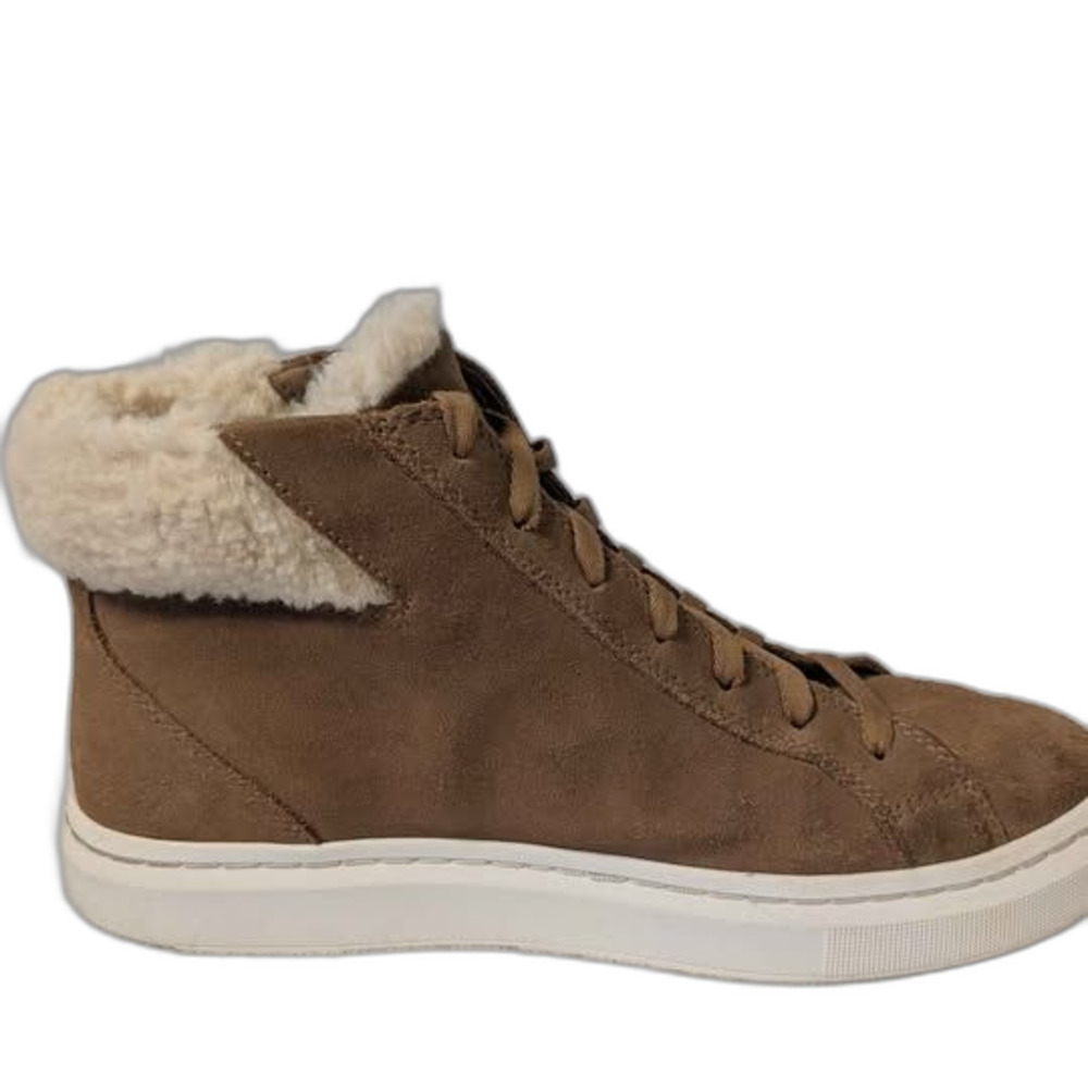 UGG Women's Suede High Top Sneaker w/ Zipper Sz 8 Back to School